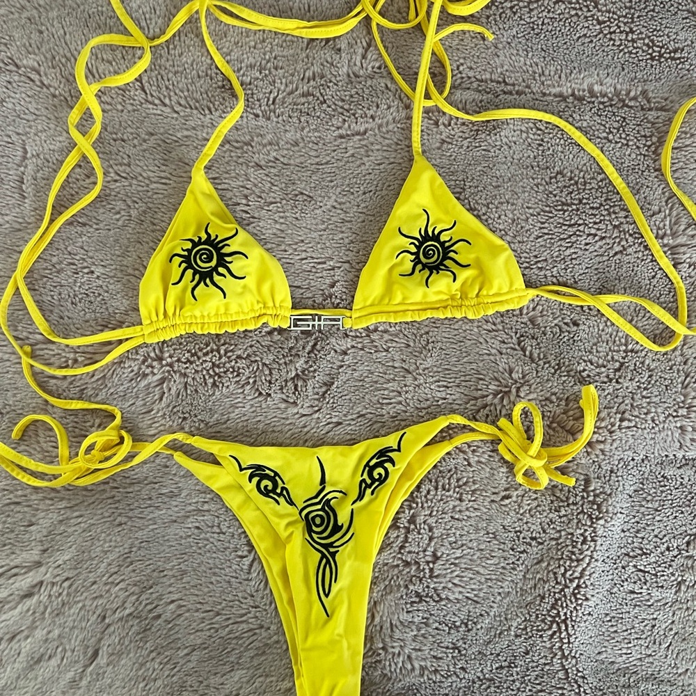 I.AM.GIA Vibrant Yellow Bikini